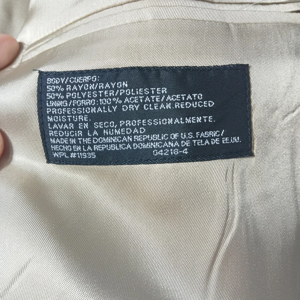 J. Ferrar Tan Suit 2 Piece Set 44S Jacket 2-button Ventless 44x32 Pants NWTS